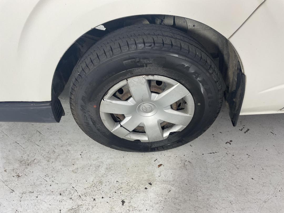 Photo '10' of Toyota Hiace