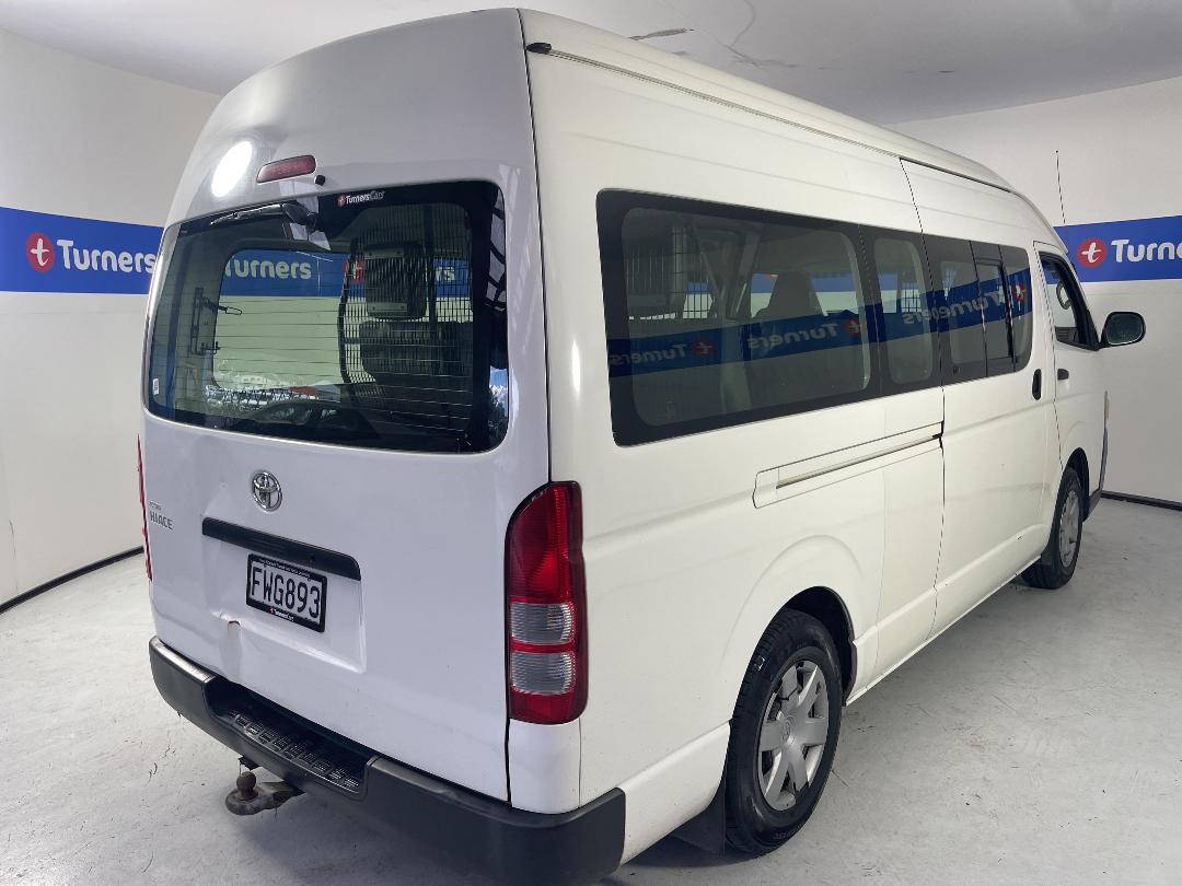 Photo '7' of Toyota Hiace