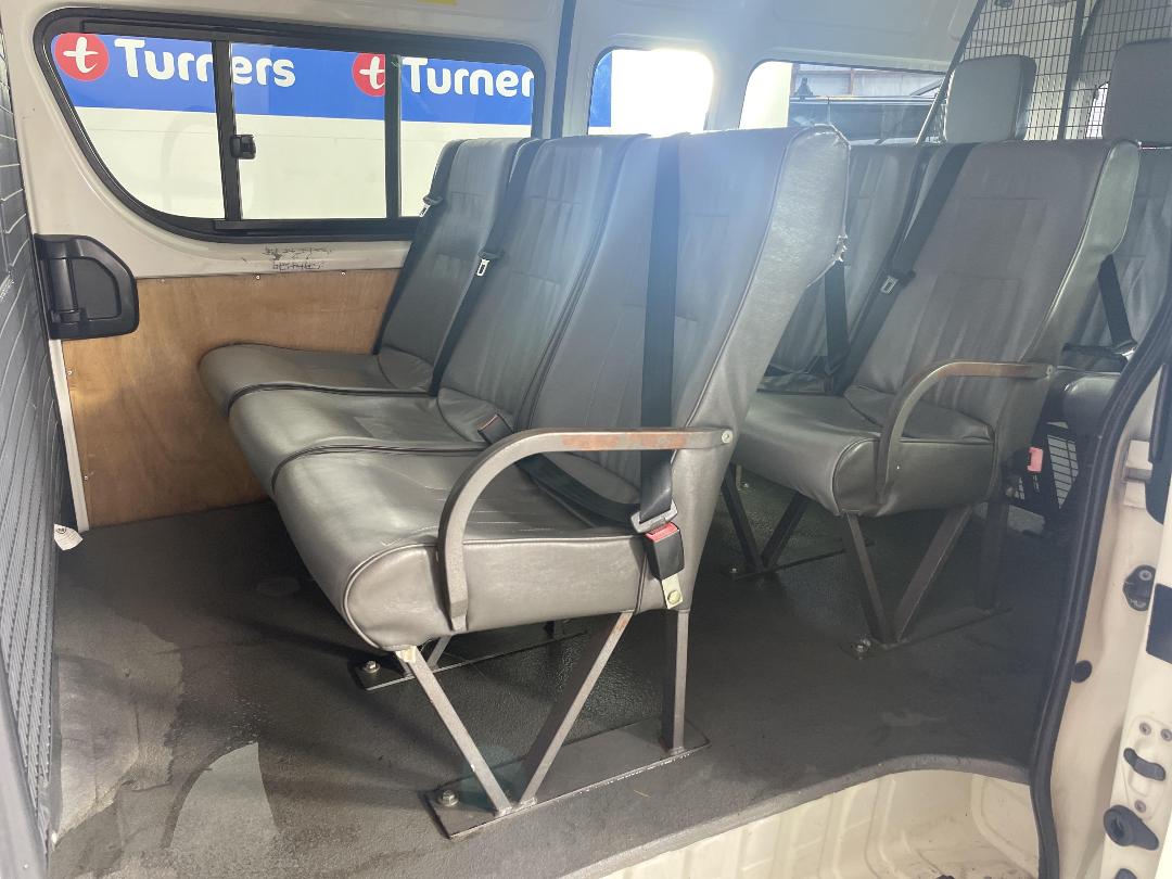 Photo '20' of Toyota Hiace