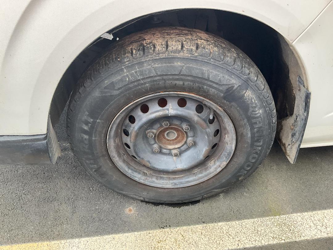 Photo '11' of Toyota Hiace ZX TD Photo '11' of Toyota Hiace ZX TD