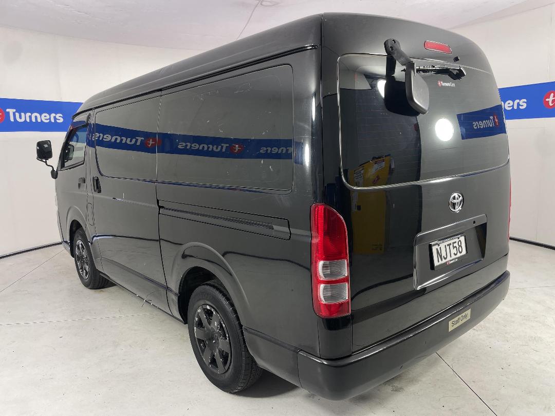 Photo '5' of Toyota Hiace