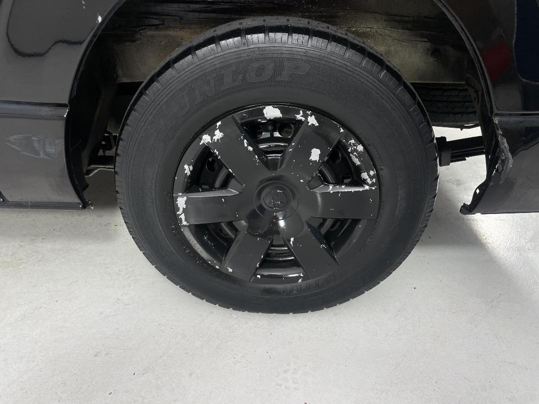 Photo '11' of Toyota Hiace