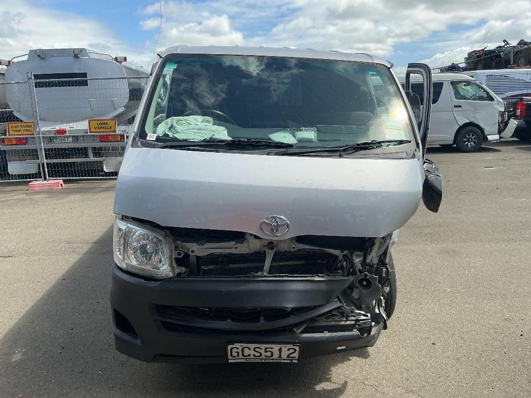 Photo '2' of Toyota Hiace T ZL Photo '2' of Toyota Hiace T ZL