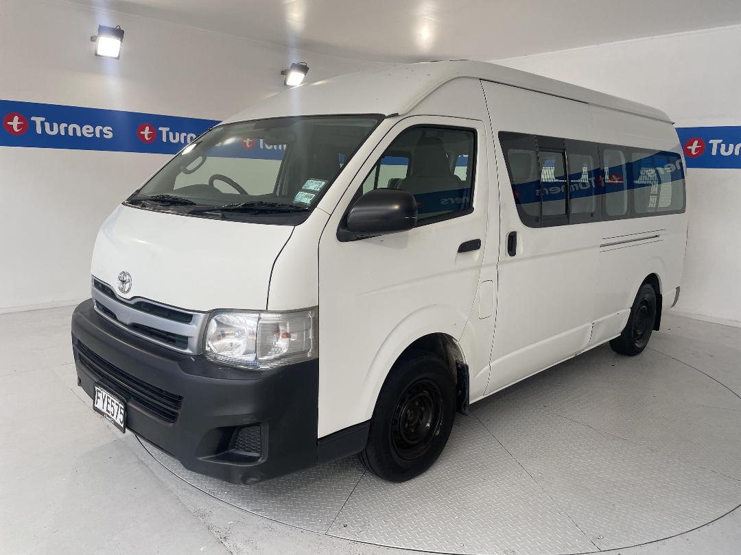 Photo '4' of Toyota Hiace