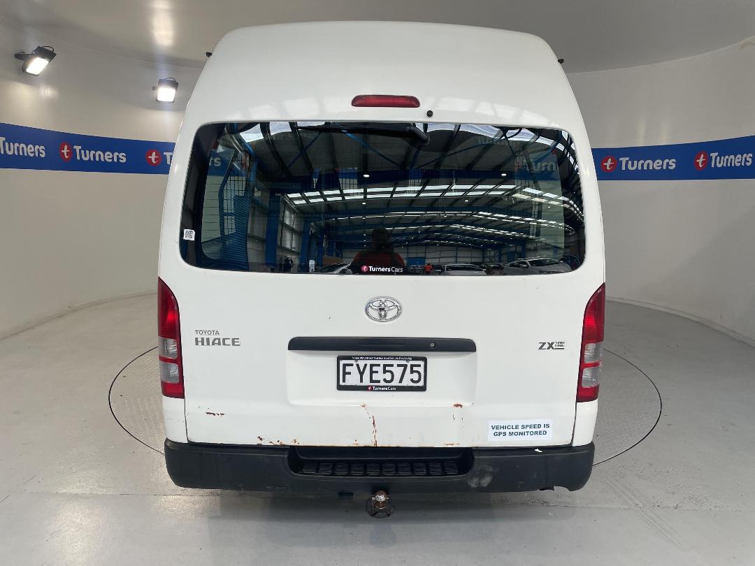 Photo '6' of Toyota Hiace