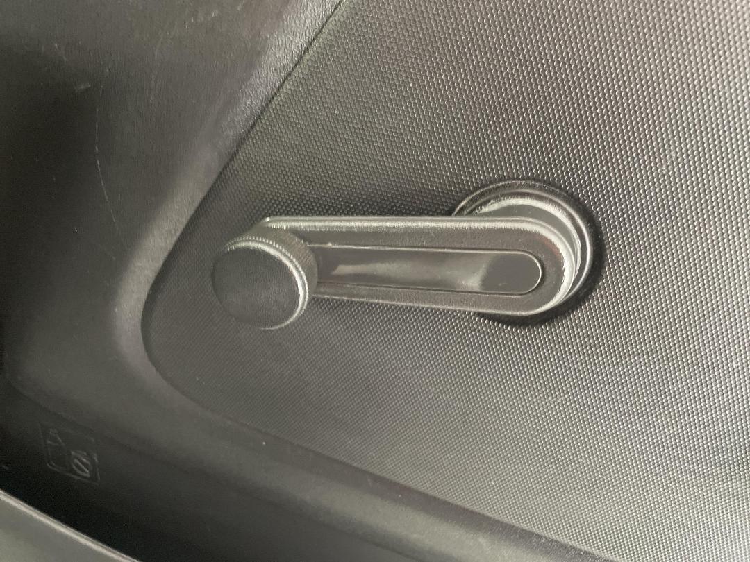 Photo '22' of Toyota Hiace