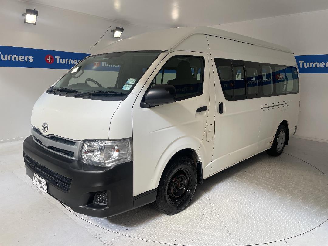 Photo '4' of Toyota Hiace