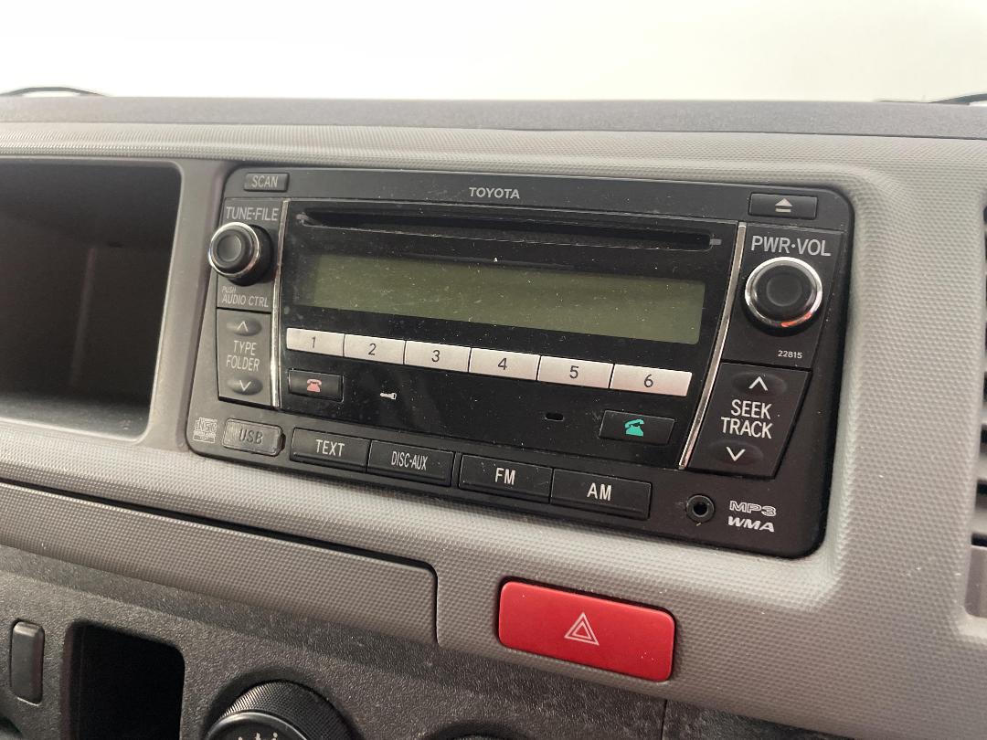 Photo '25' of Toyota Hiace