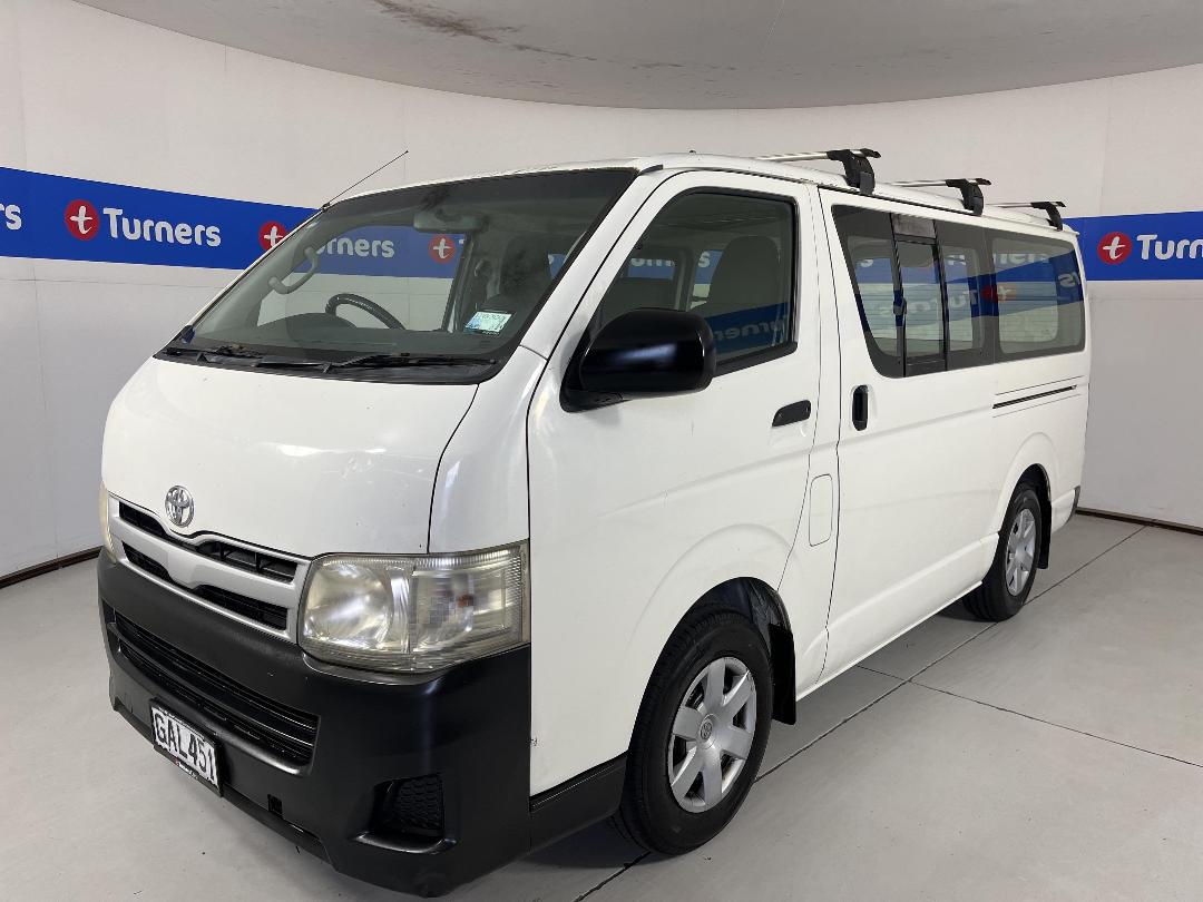 Photo '4' of Toyota Hiace Photo '4' of Toyota Hiace