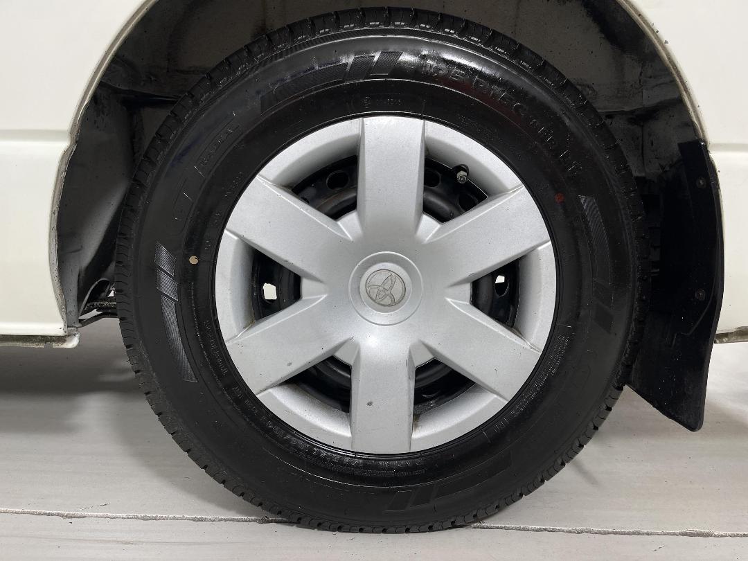 Photo '11' of Toyota Hiace Photo '11' of Toyota Hiace