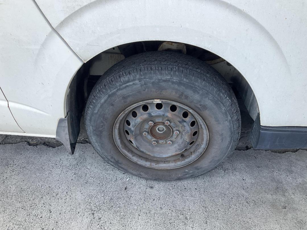 Photo '2' of Toyota Hiace Photo '2' of Toyota Hiace