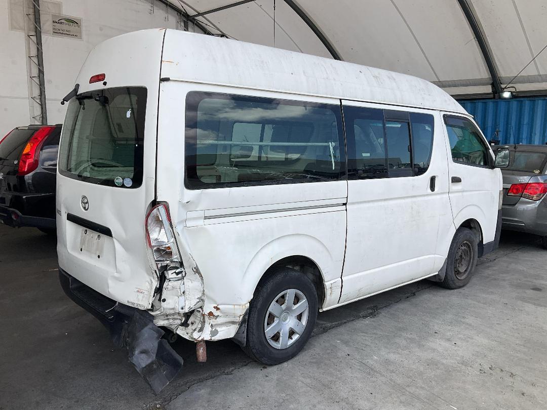 Photo '16' of Toyota Hiace Photo '16' of Toyota Hiace