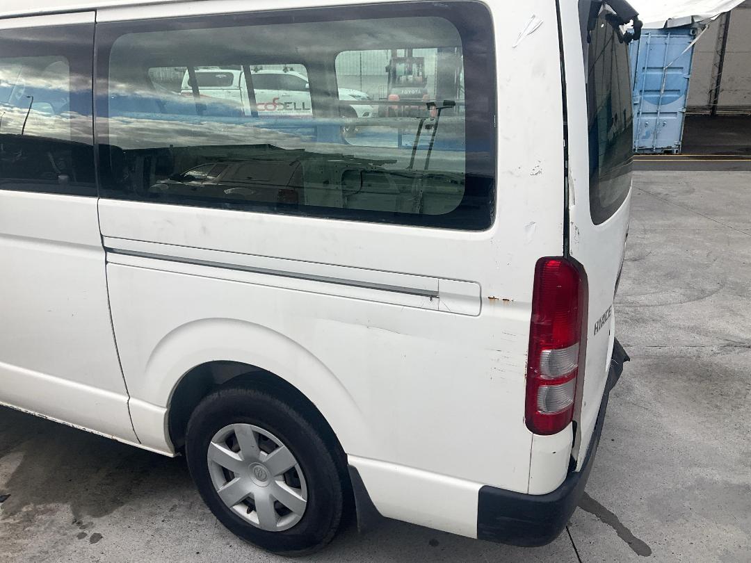 Photo '10' of Toyota Hiace Photo '10' of Toyota Hiace