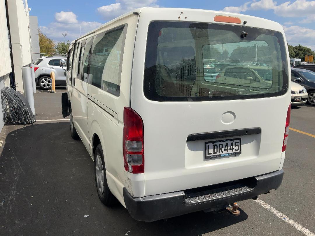 Photo '3' of Toyota Hiace