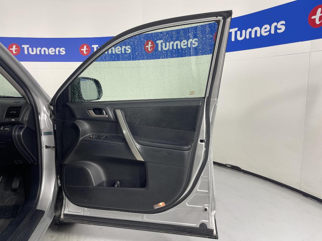 Photo '15' of Toyota Highlander