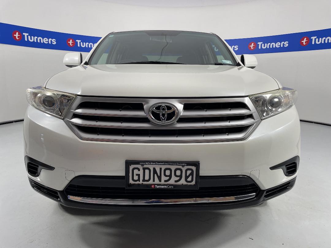 Photo '2' of Toyota Highlander Photo '2' of Toyota Highlander
