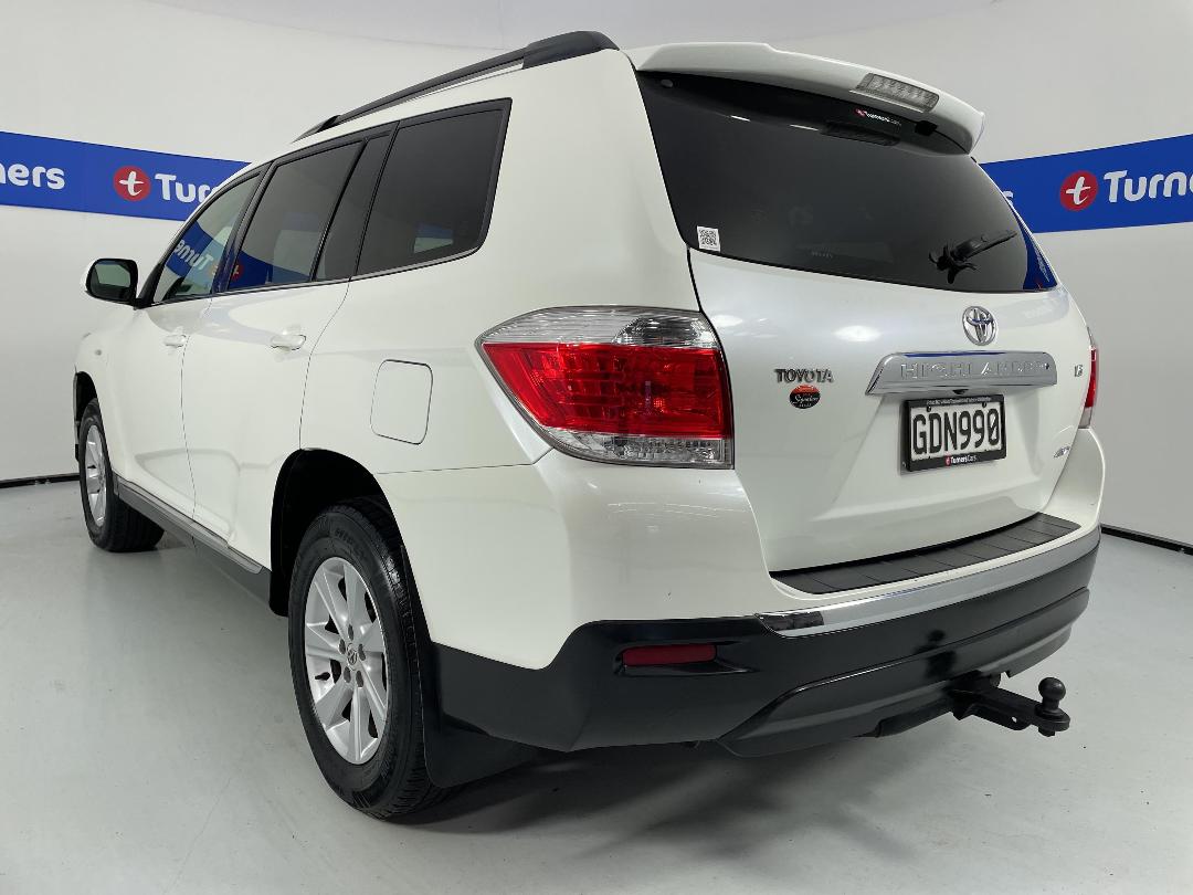 Photo '5' of Toyota Highlander Photo '5' of Toyota Highlander