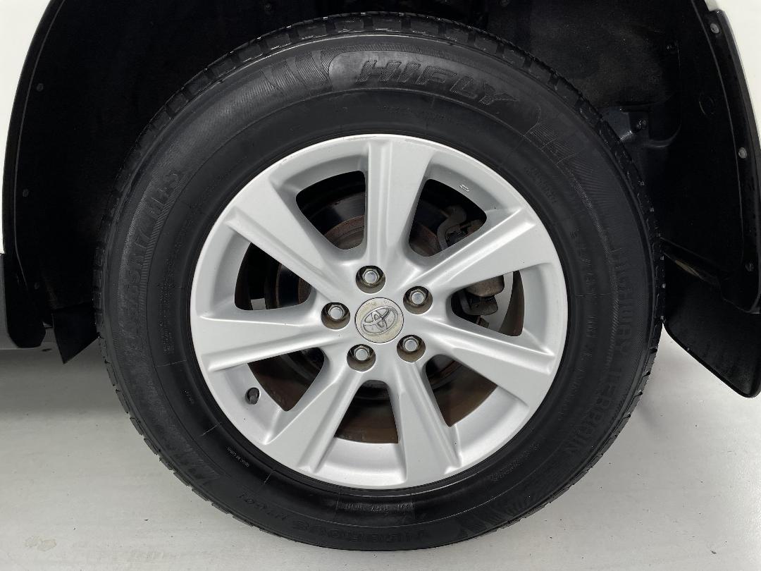 Photo '11' of Toyota Highlander Photo '11' of Toyota Highlander