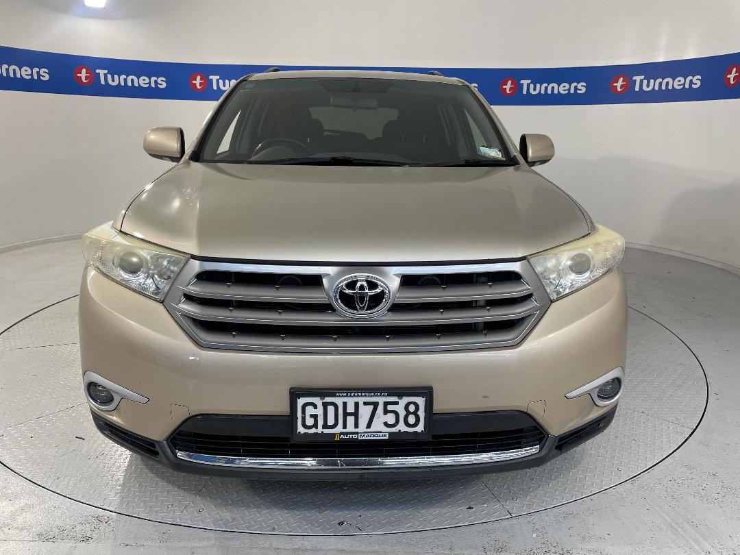 Photo '2' of Toyota Highlander Photo '2' of Toyota Highlander