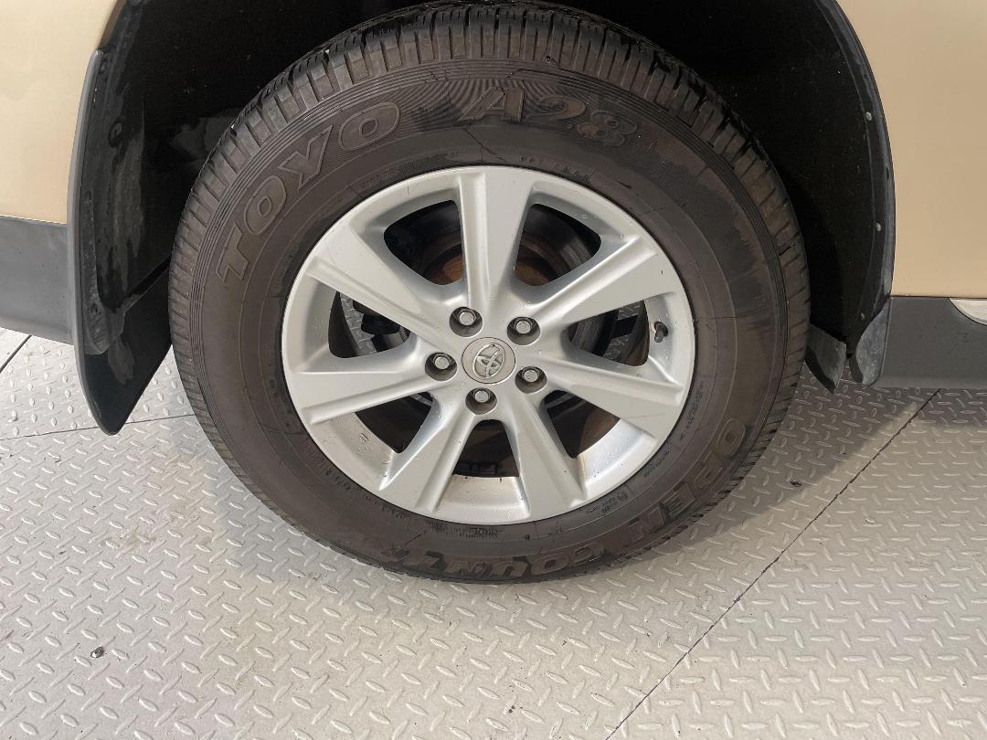 Photo '12' of Toyota Highlander Photo '12' of Toyota Highlander