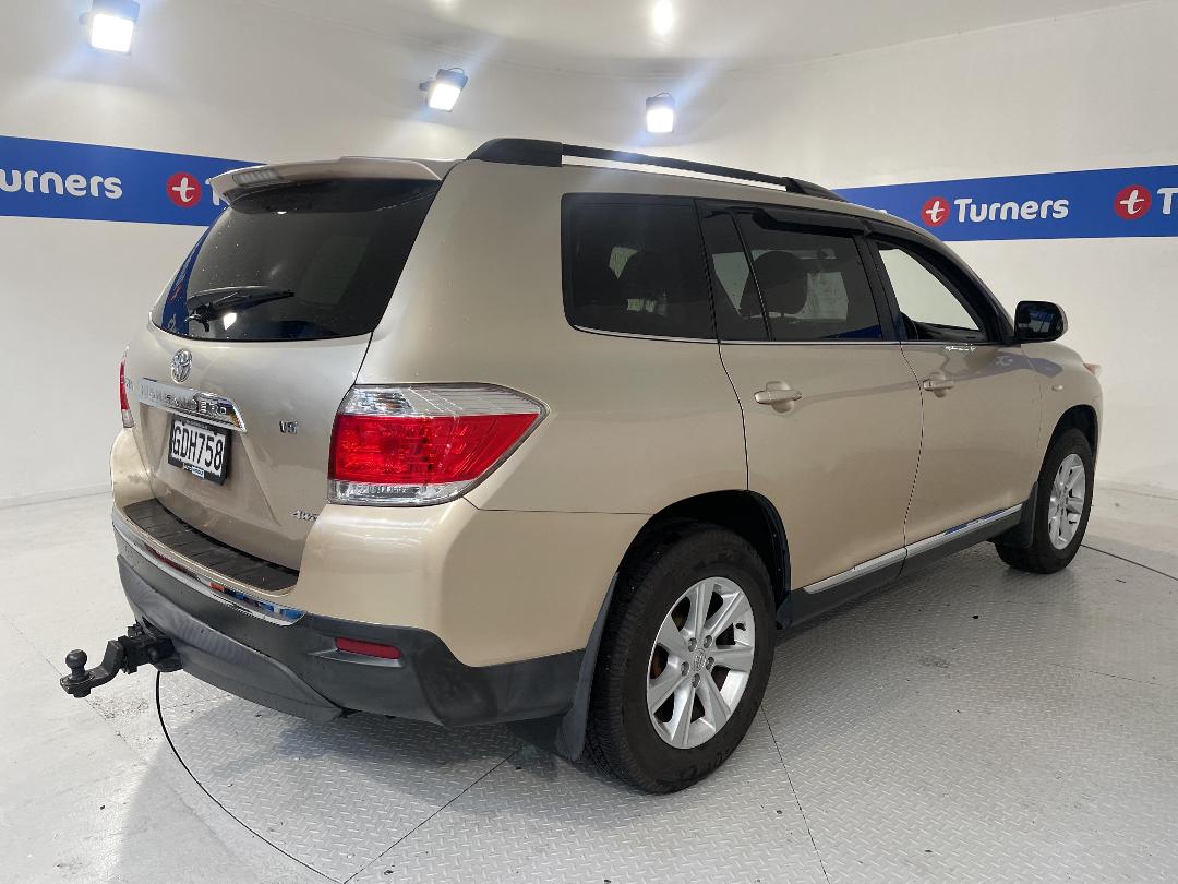 Photo '7' of Toyota Highlander Photo '7' of Toyota Highlander