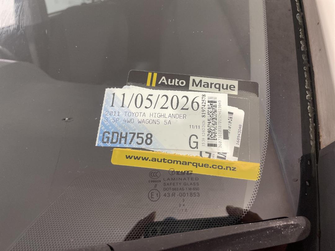 Photo '30' of Toyota Highlander Photo '30' of Toyota Highlander