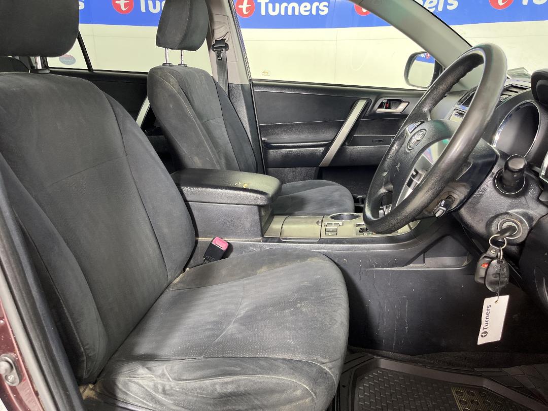 Photo '16' of Toyota Highlander