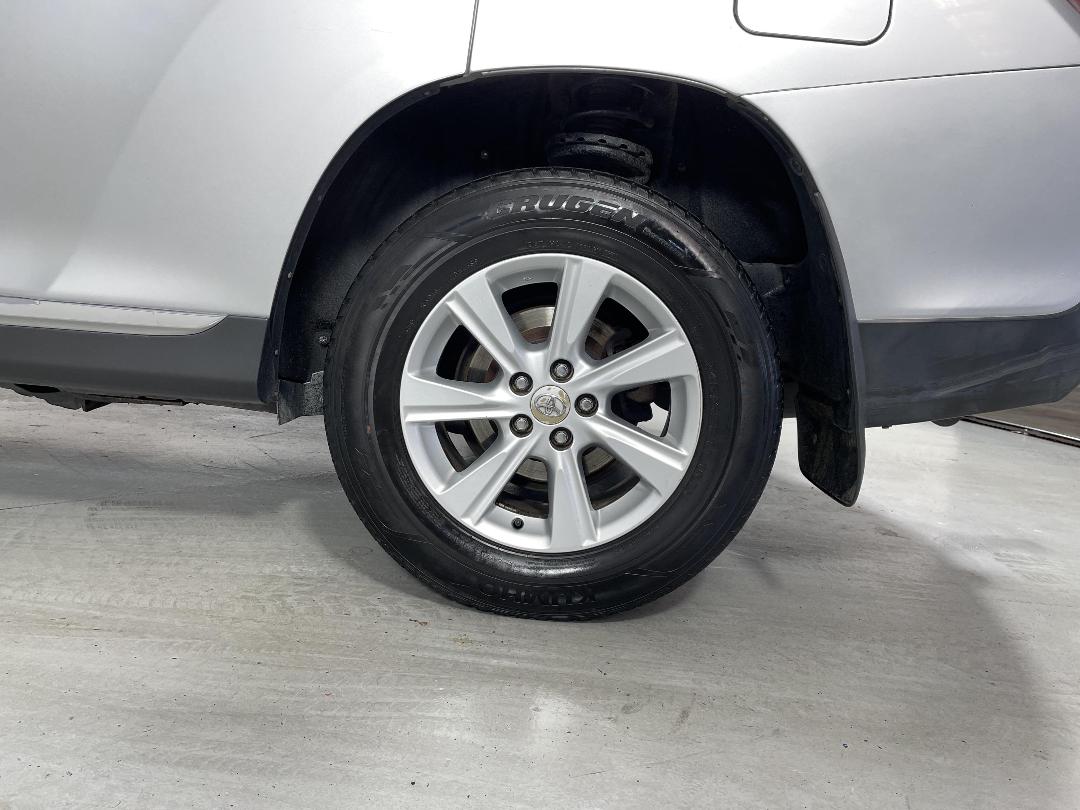 Photo '11' of Toyota Highlander