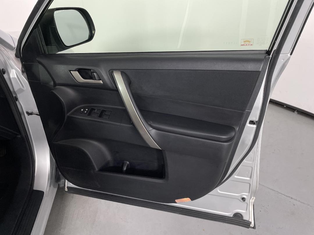 Photo '15' of Toyota Highlander