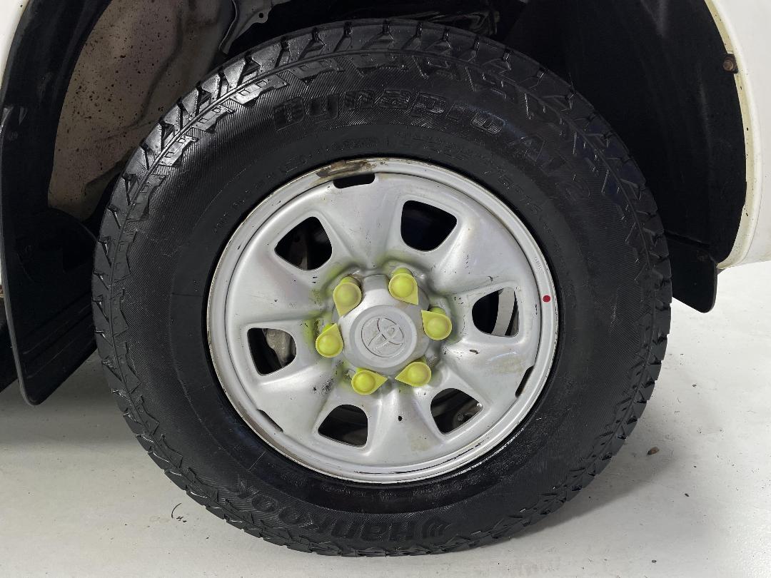 Photo '9' of Toyota Hilux