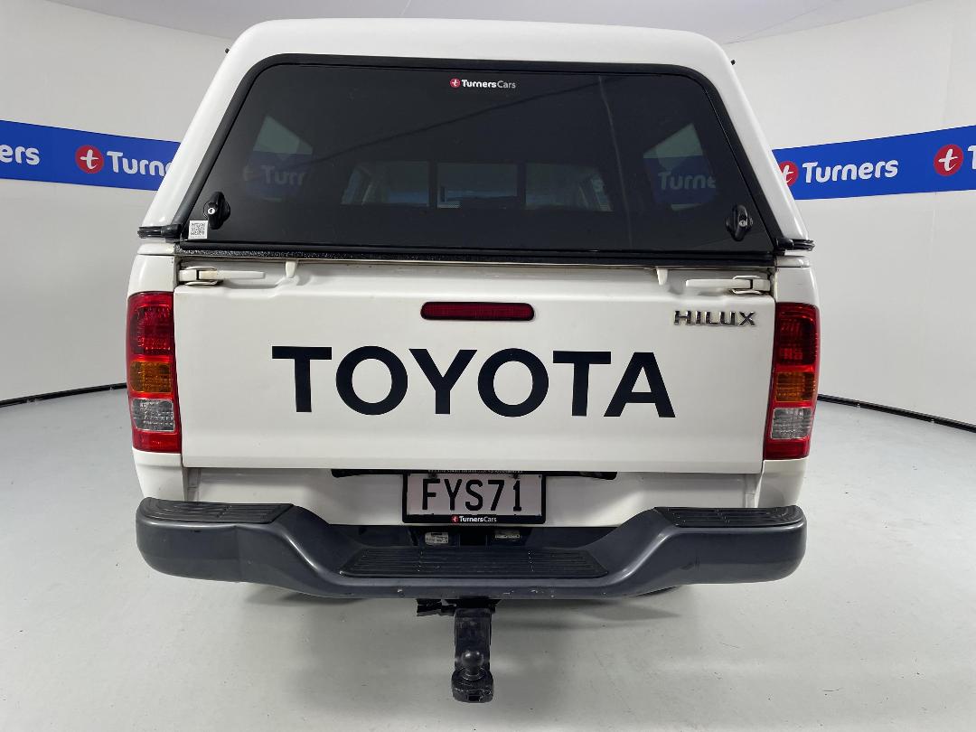 Photo '6' of Toyota Hilux