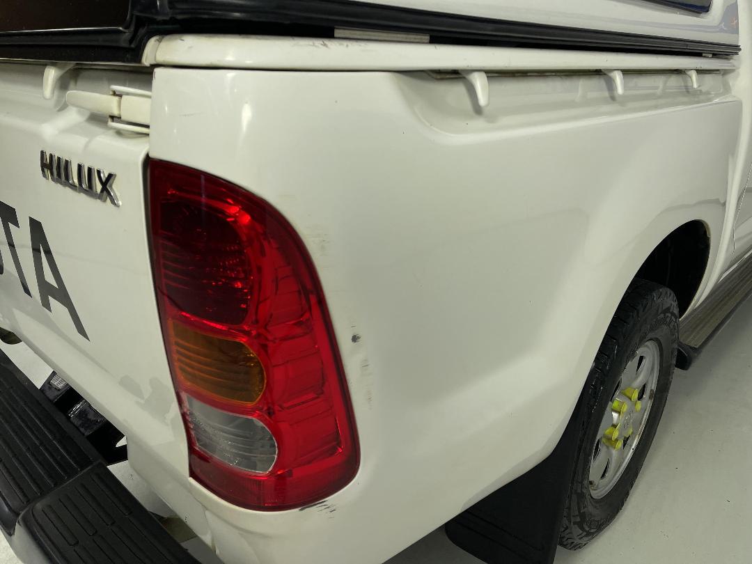 Photo '30' of Toyota Hilux