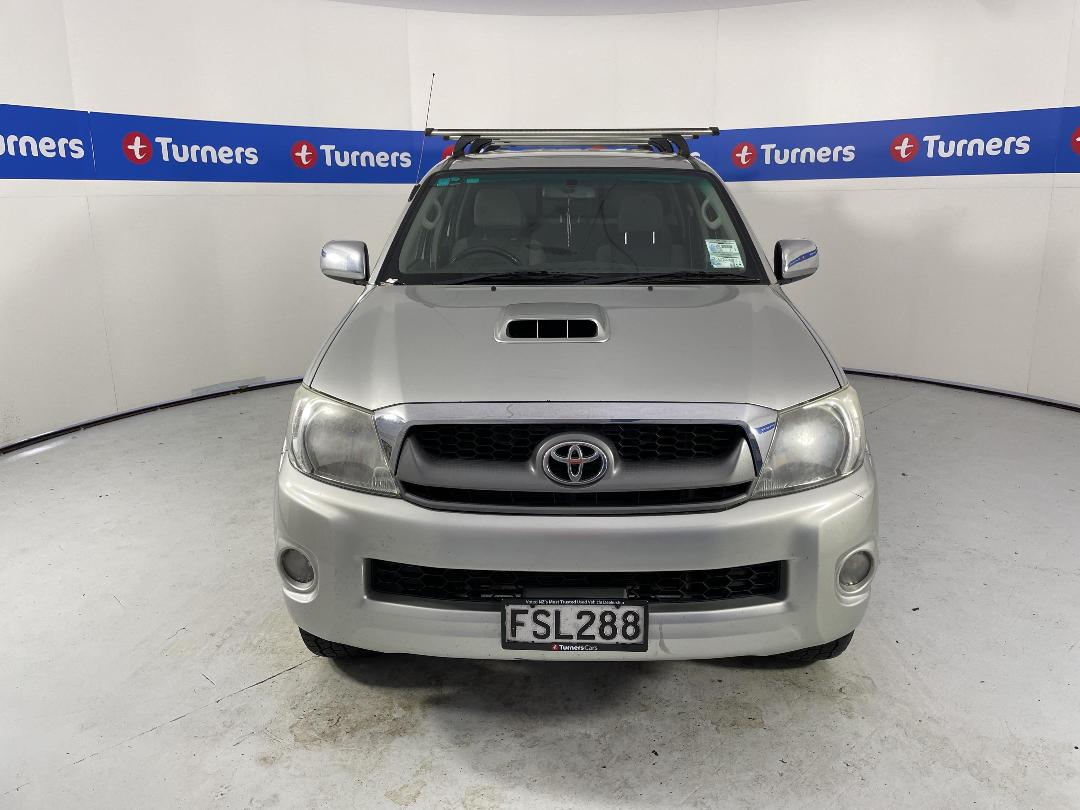 Photo '2' of Toyota Hilux