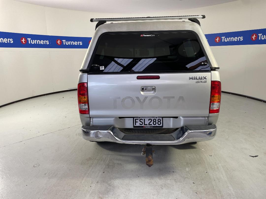 Photo '6' of Toyota Hilux