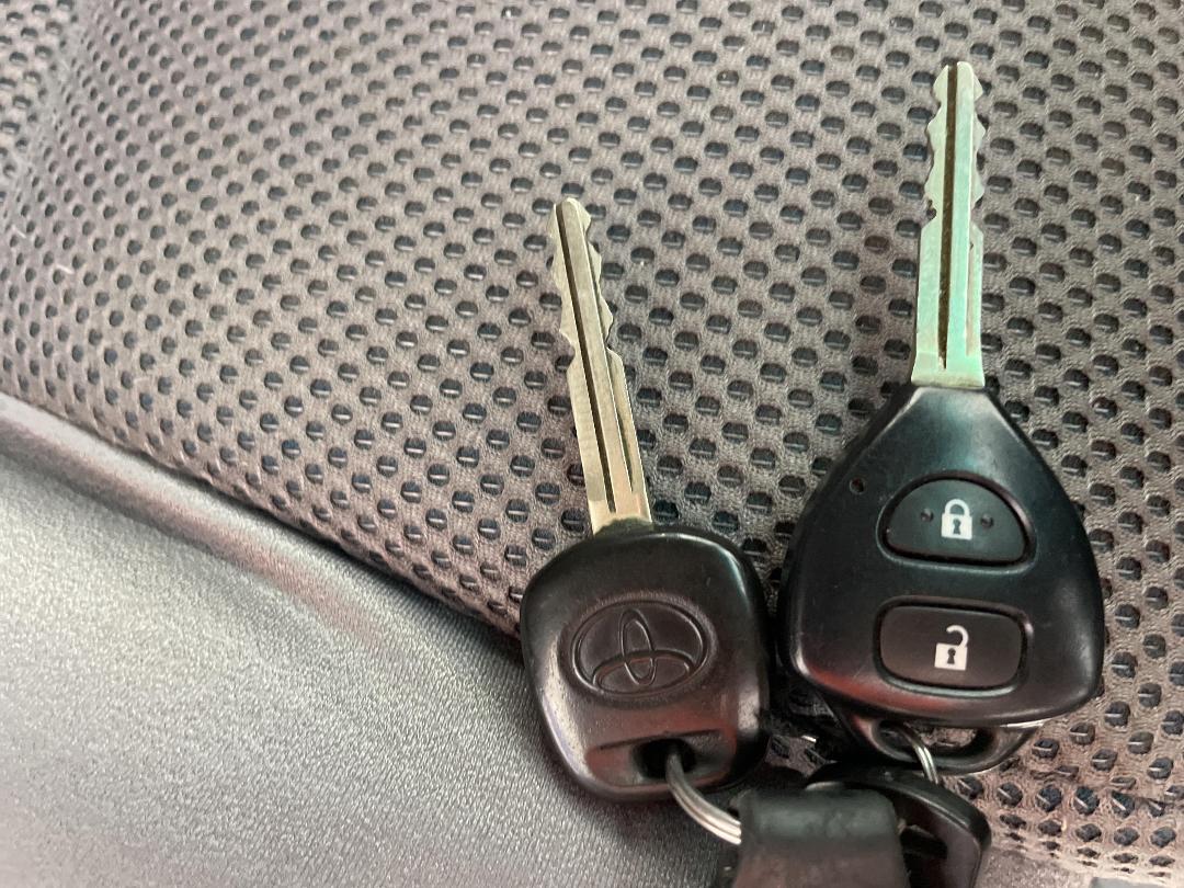 Photo '22' of Toyota Hilux