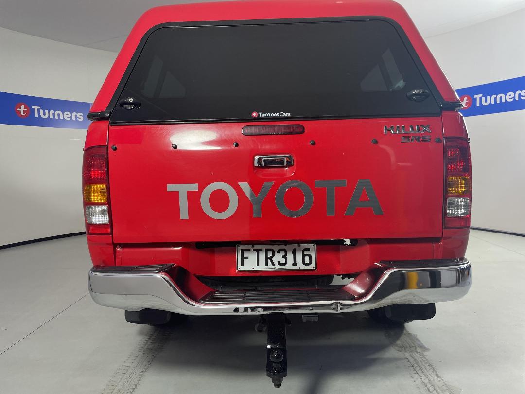 Photo '6' of Toyota Hilux