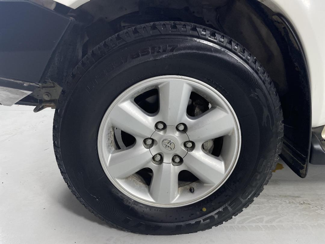 Photo '10' of Toyota Hilux