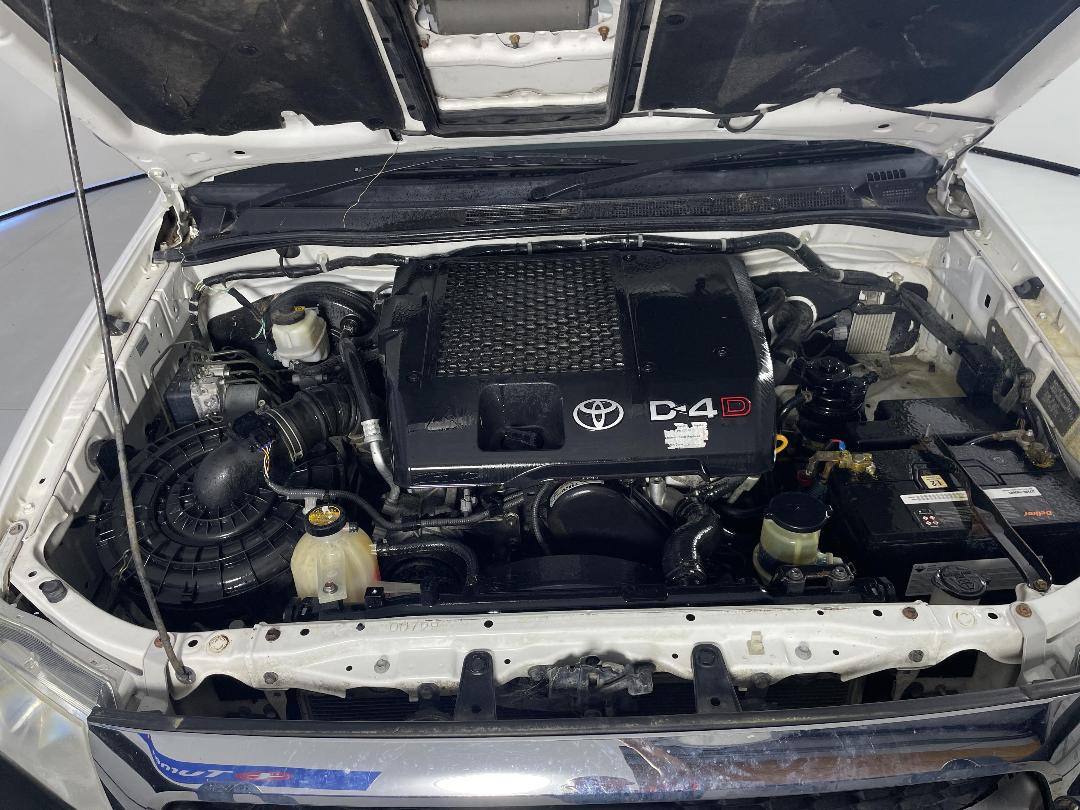 Photo '13' of Toyota Hilux