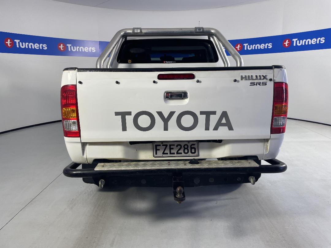 Photo '6' of Toyota Hilux
