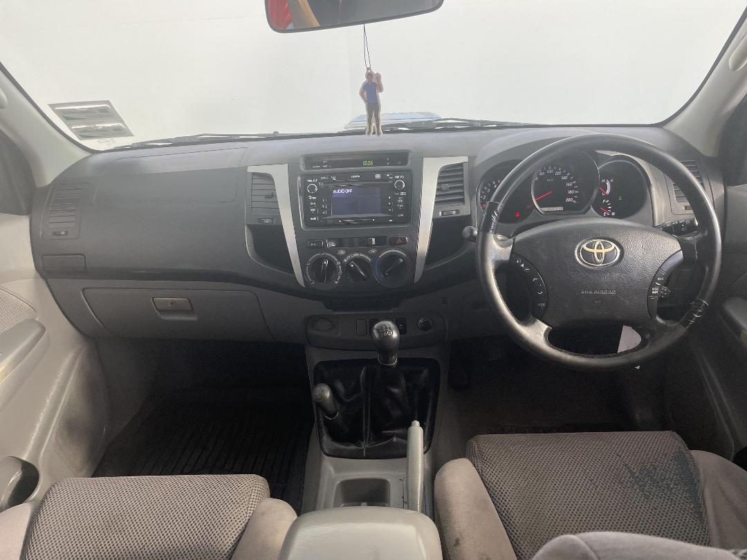 Photo '17' of Toyota Hilux