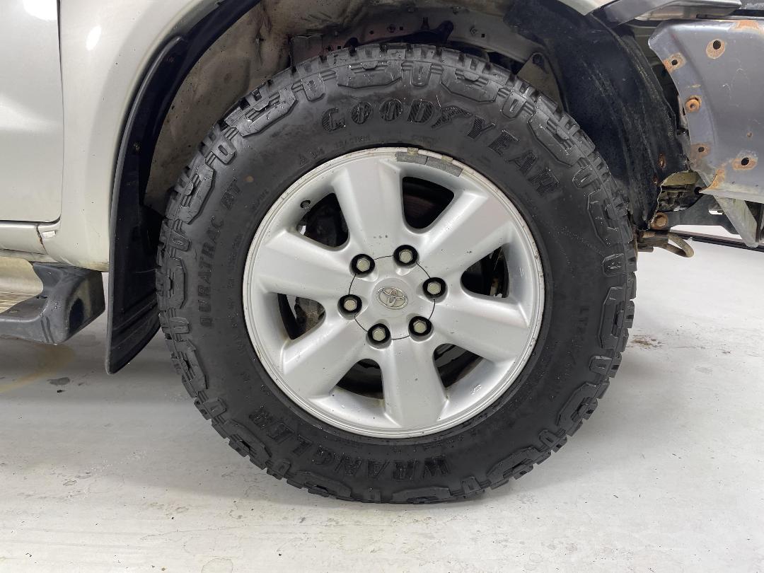 Photo '9' of Toyota Hilux Photo '9' of Toyota Hilux