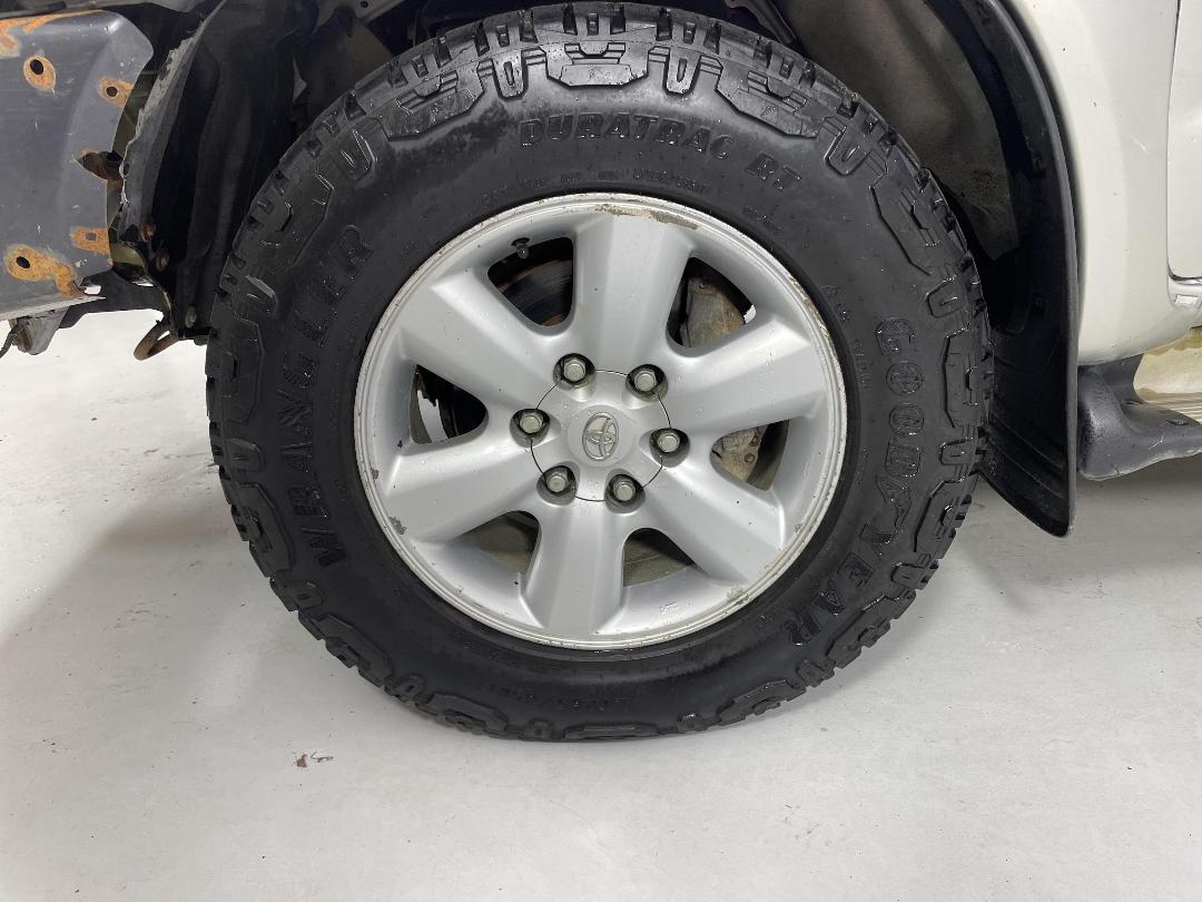 Photo '10' of Toyota Hilux Photo '10' of Toyota Hilux