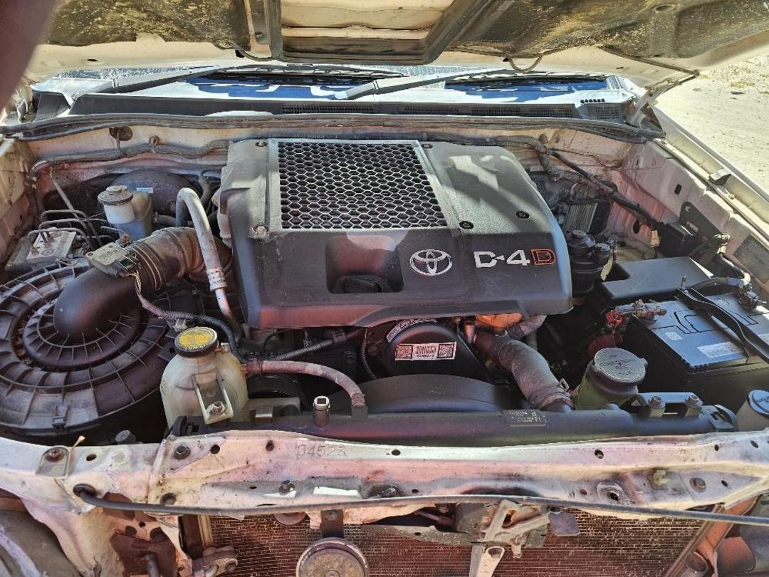 Photo '11' of Toyota Hilux TD SC