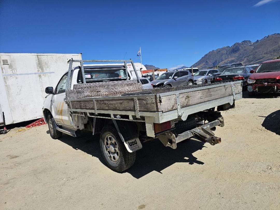 Photo '8' of Toyota Hilux TD SC