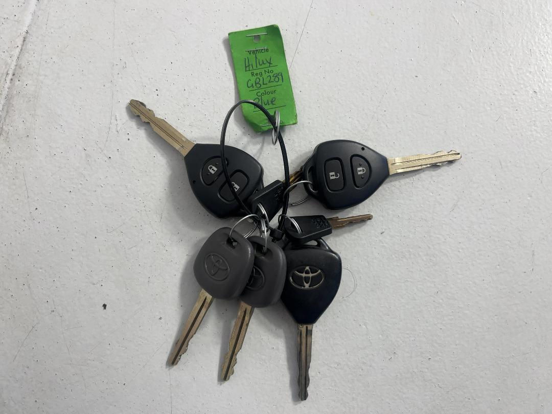 Photo '22' of Toyota Hilux