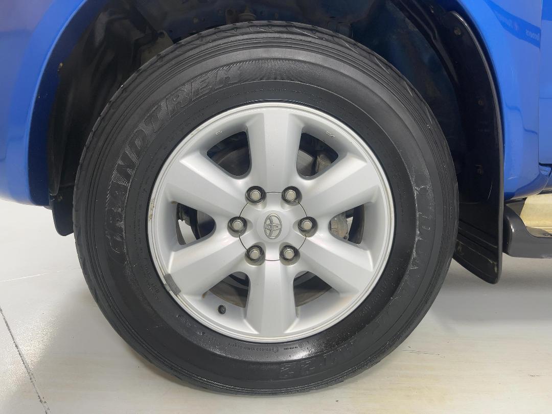 Photo '9' of Toyota Hilux