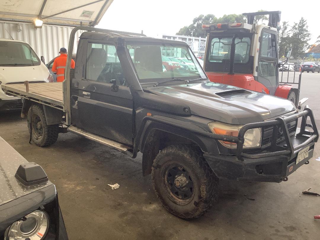 Photo '3' of Toyota Landcruiser TD