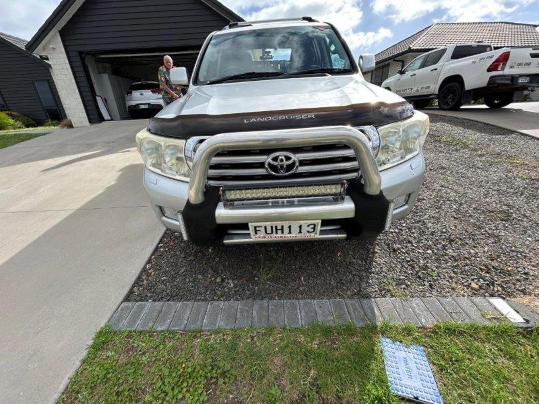 Photo '3' of Toyota Landcruiser TD VX WGN5