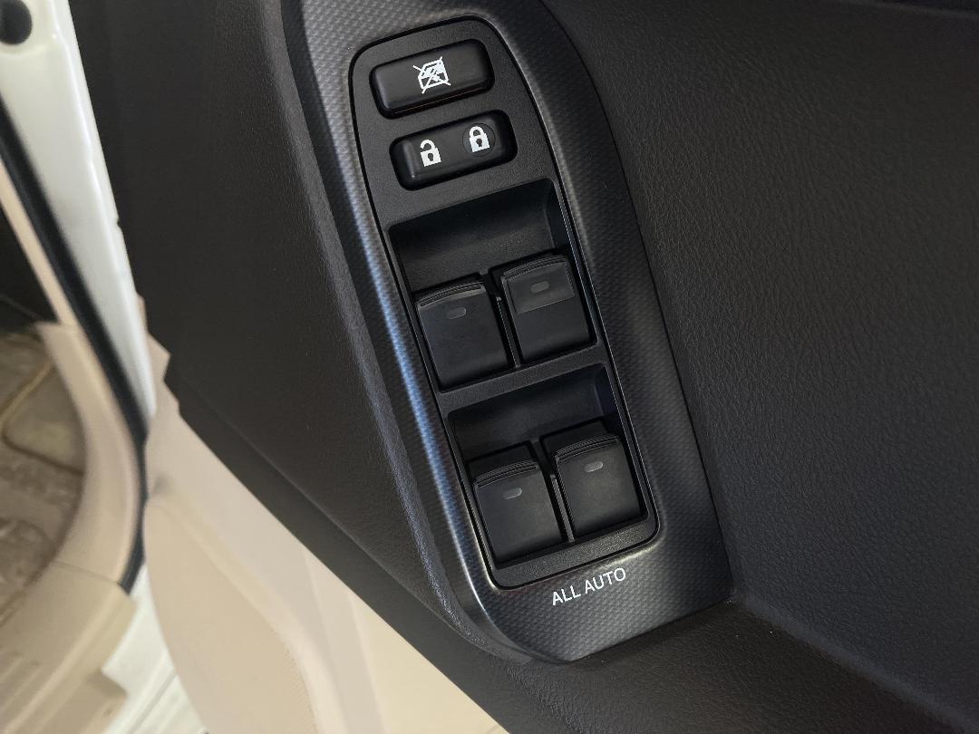 Photo '24' of Toyota Landcruiser Prado Photo '24' of Toyota Landcruiser Prado