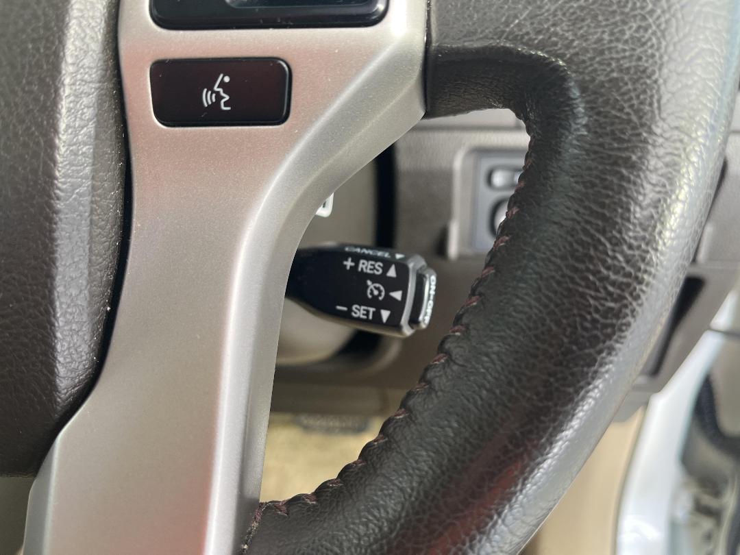 Photo '30' of Toyota Landcruiser Prado Photo '30' of Toyota Landcruiser Prado